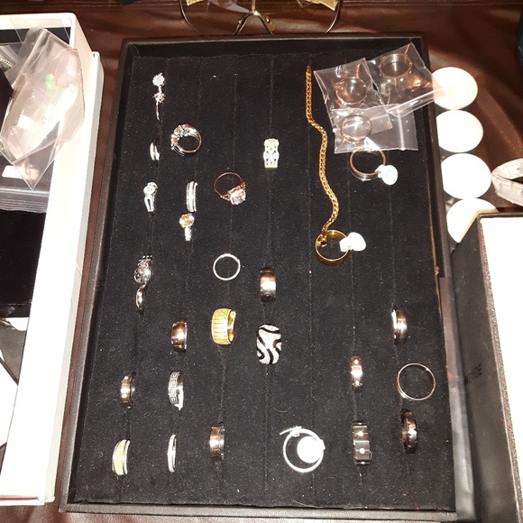 Fashion Watches & Rings - Picture 7 of 7